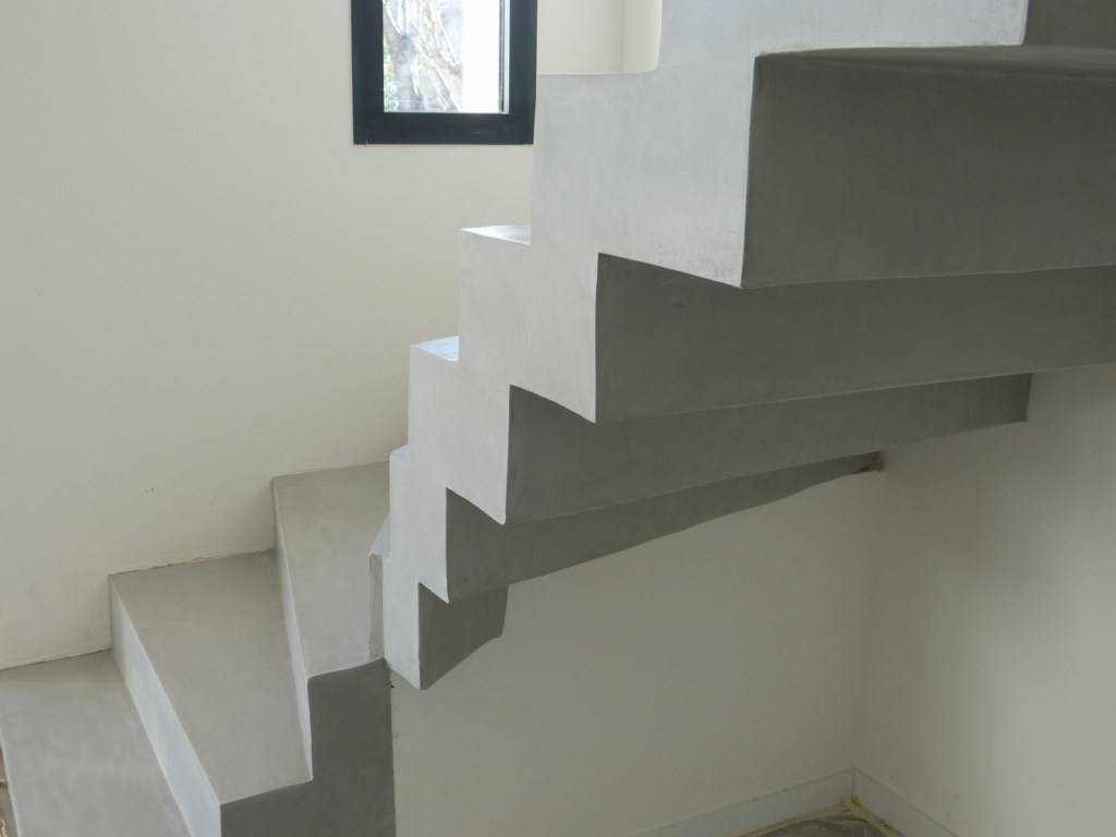 Création d'escalier en béton dans les Yvelines